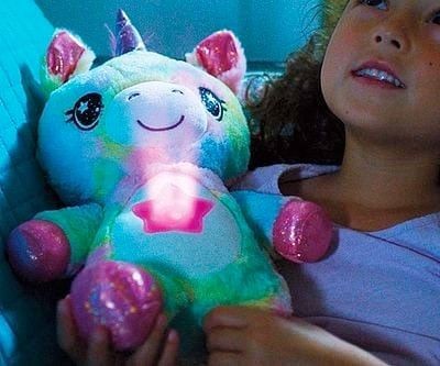 Медвед звездастог стомака и једнорог