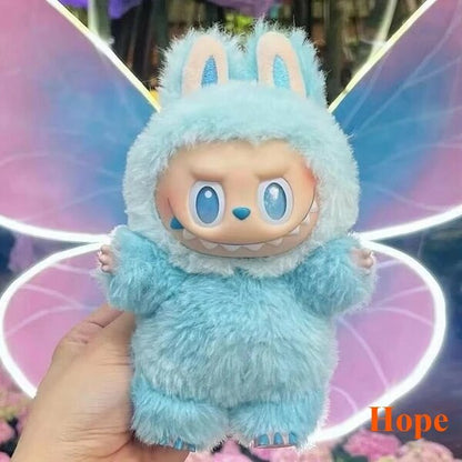 Лабубу играчка-феномен